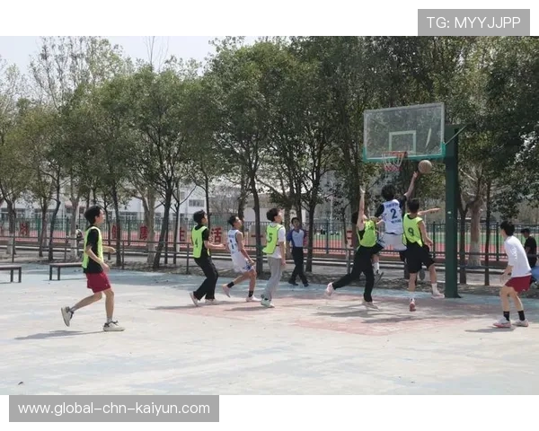 世界篮球学院在教学中引入企业实训与校企合作提升就业率，世界篮球协会创始人