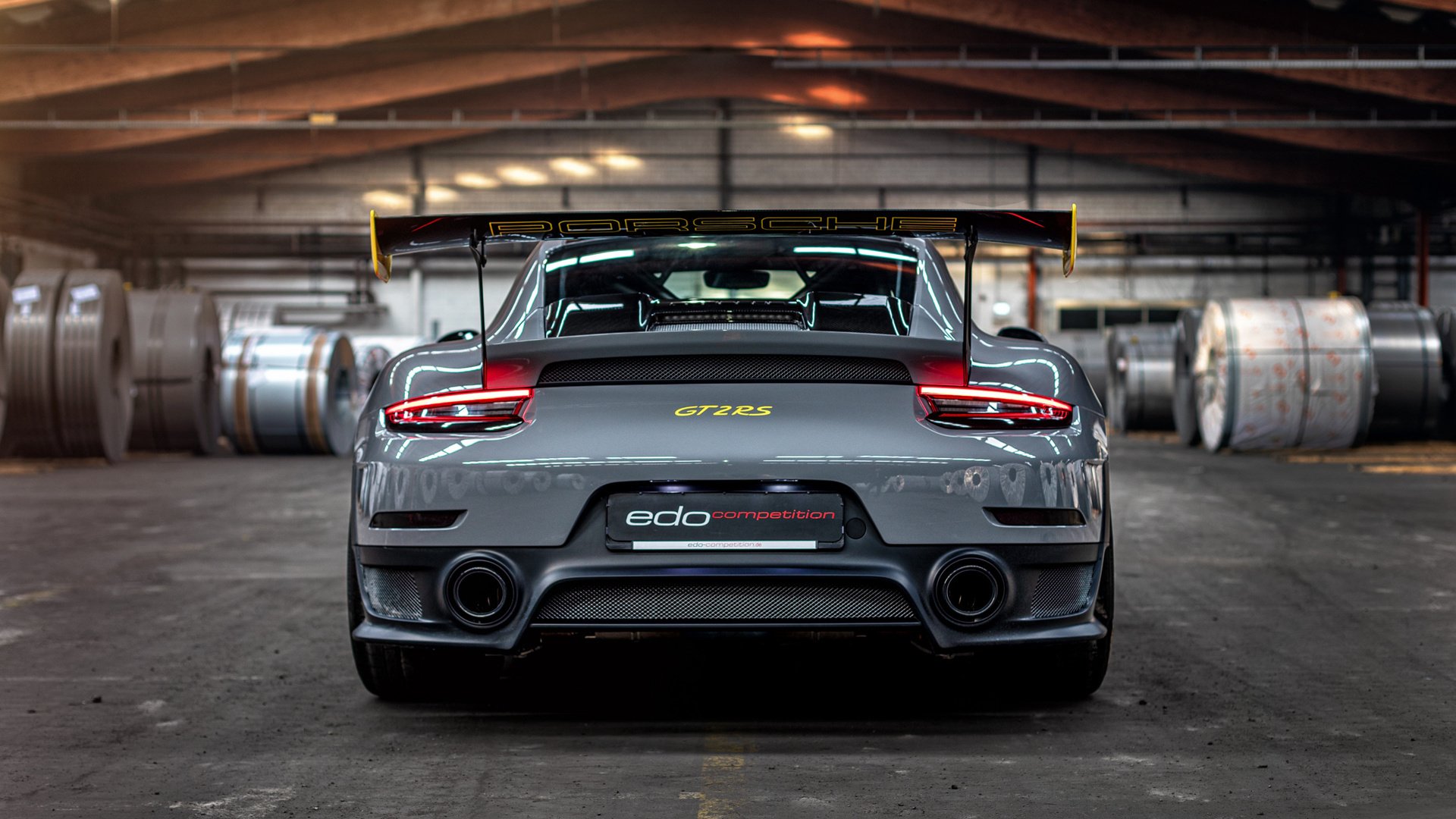 亚历克斯·格林伍德冷静的判断力与精准的防守,帮助袋鼠队克敌制胜