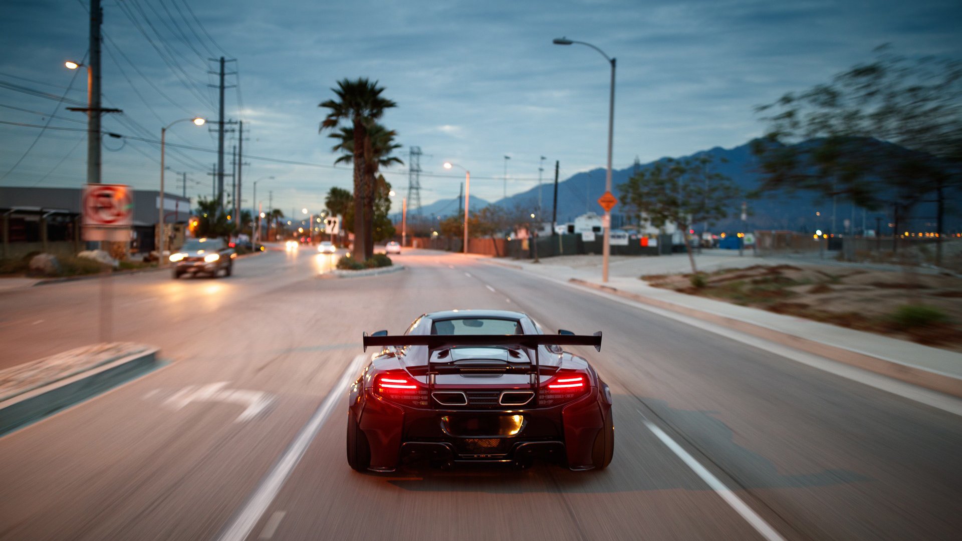 柯尔赞女子200米仰泳赛道亮点,200米仰泳比赛视频